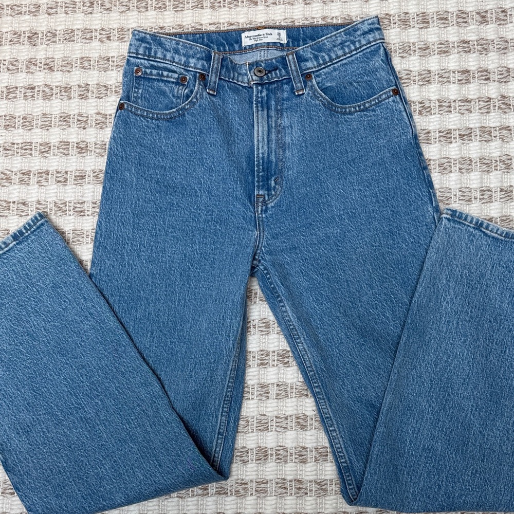 Abercrombie & Fitch High Rise Jeans